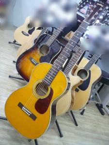 HEADWAYのアコースティックギター「HG-35」（新品）の紹介！｜難波の楽器店テイクオフ(TAKE
