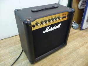 MARSHALL 15wギターアンプ 「MG15CDR」(中古)の紹介！｜難波の楽器店